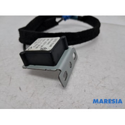 Renault - Trafic - GPS Antenne