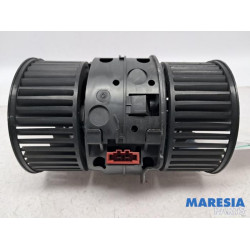 Renault - Trafic - Heating and ventilation fan motor