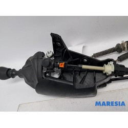 Renault - Trafic - Versnellingspook