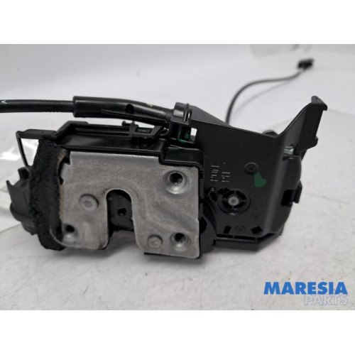 Renault - Trafic - Door lock mechanism 2-door, right