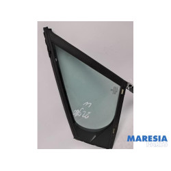Peugeot - 308 - Quarter light, front left