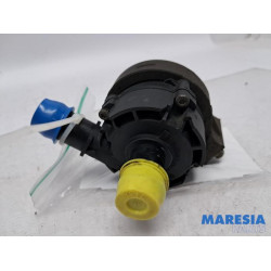Opel - Vivaro - Additional water pump