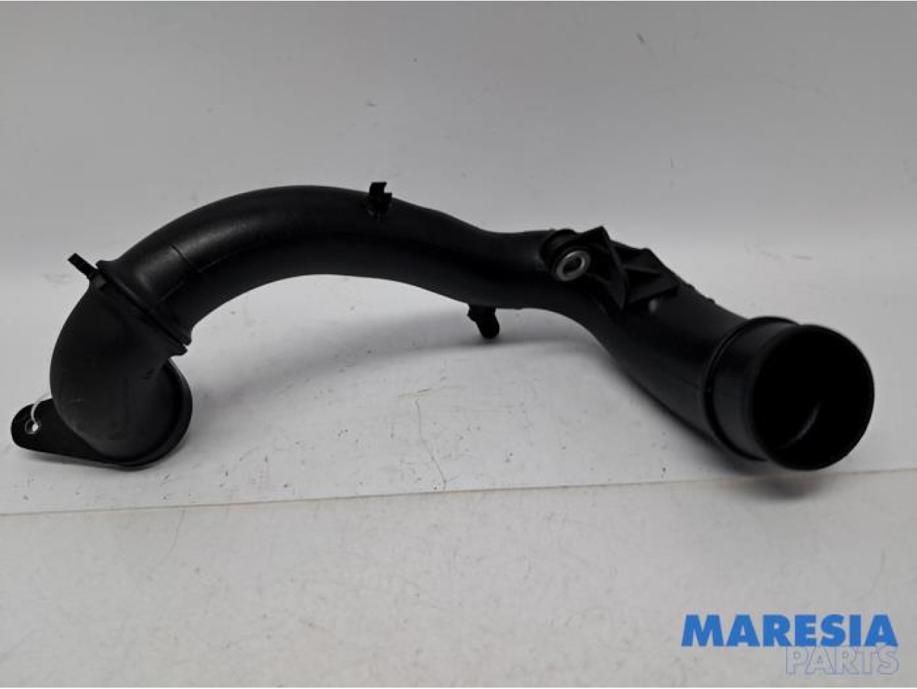 Opel - Vivaro - Air intake hose
