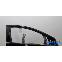 Renault - Megane - Front door 4-door, right