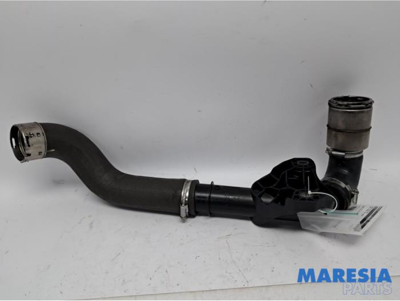 Opel - Vivaro - Intercooler Buis
