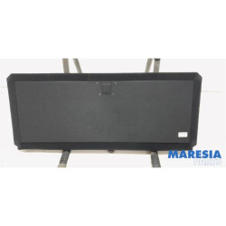 Renault - Megane - Floor panel load area