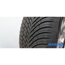 Peugeot - 3008 - Sportvelgenset + banden