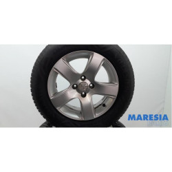 Peugeot - 3008 - Sportvelgenset + banden