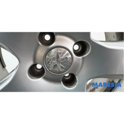 Peugeot - 3008 - Sportvelgenset + banden