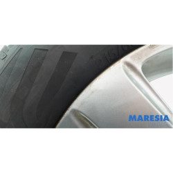 Peugeot - 3008 - Sportvelgenset + banden