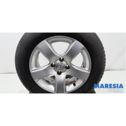 Peugeot - 3008 - Sportvelgenset + banden