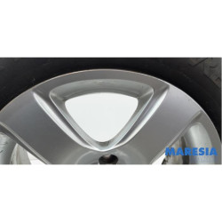 Peugeot - 3008 - Sportvelgenset + banden