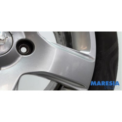 Peugeot - 3008 - Sportvelgenset + banden