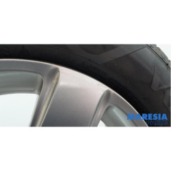Peugeot - 3008 - Sportvelgenset + banden