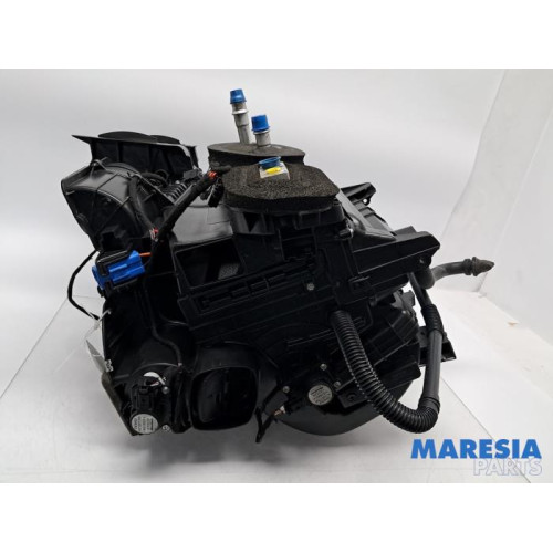 Opel - Movano - Heater housing
