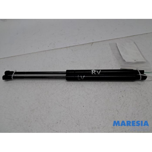 Alfa Romeo - Giulietta - Set of bonnet gas struts