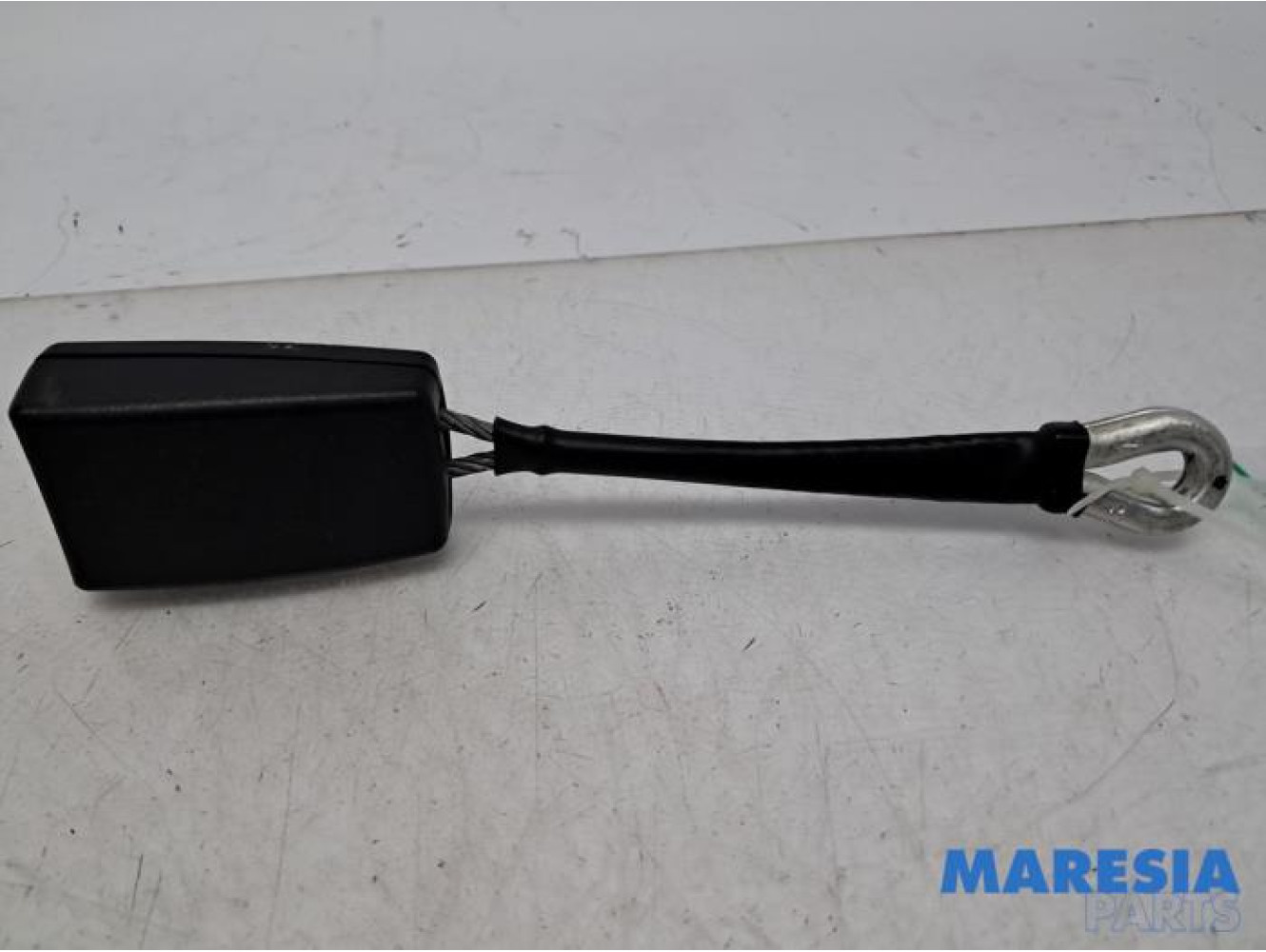 Fiat - Ducato - Front seatbelt buckle, centre