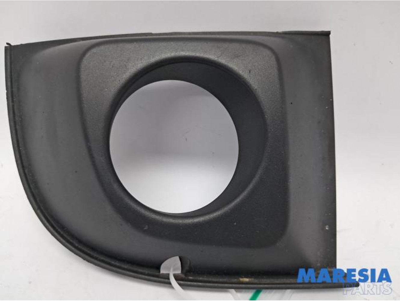 Fiat - 500 - Fog light cover plate, right