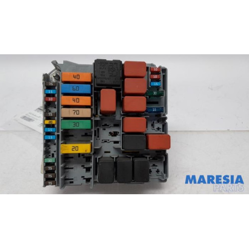 Fiat - 500 - Fuse box