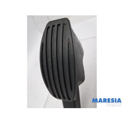 Fiat - 500 - Accelerator pedal