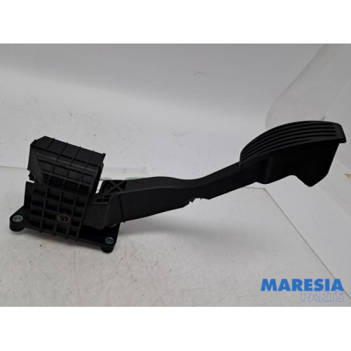 Fiat - 500 - Accelerator pedal