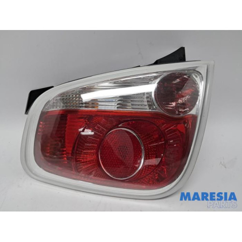 Fiat - 500 - Taillight, left