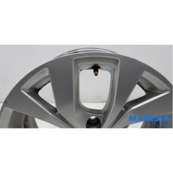 Renault - Megane - Wheel