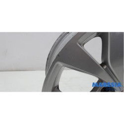 Renault - Megane - Wheel