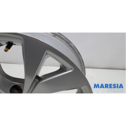 Renault - Megane - Wheel