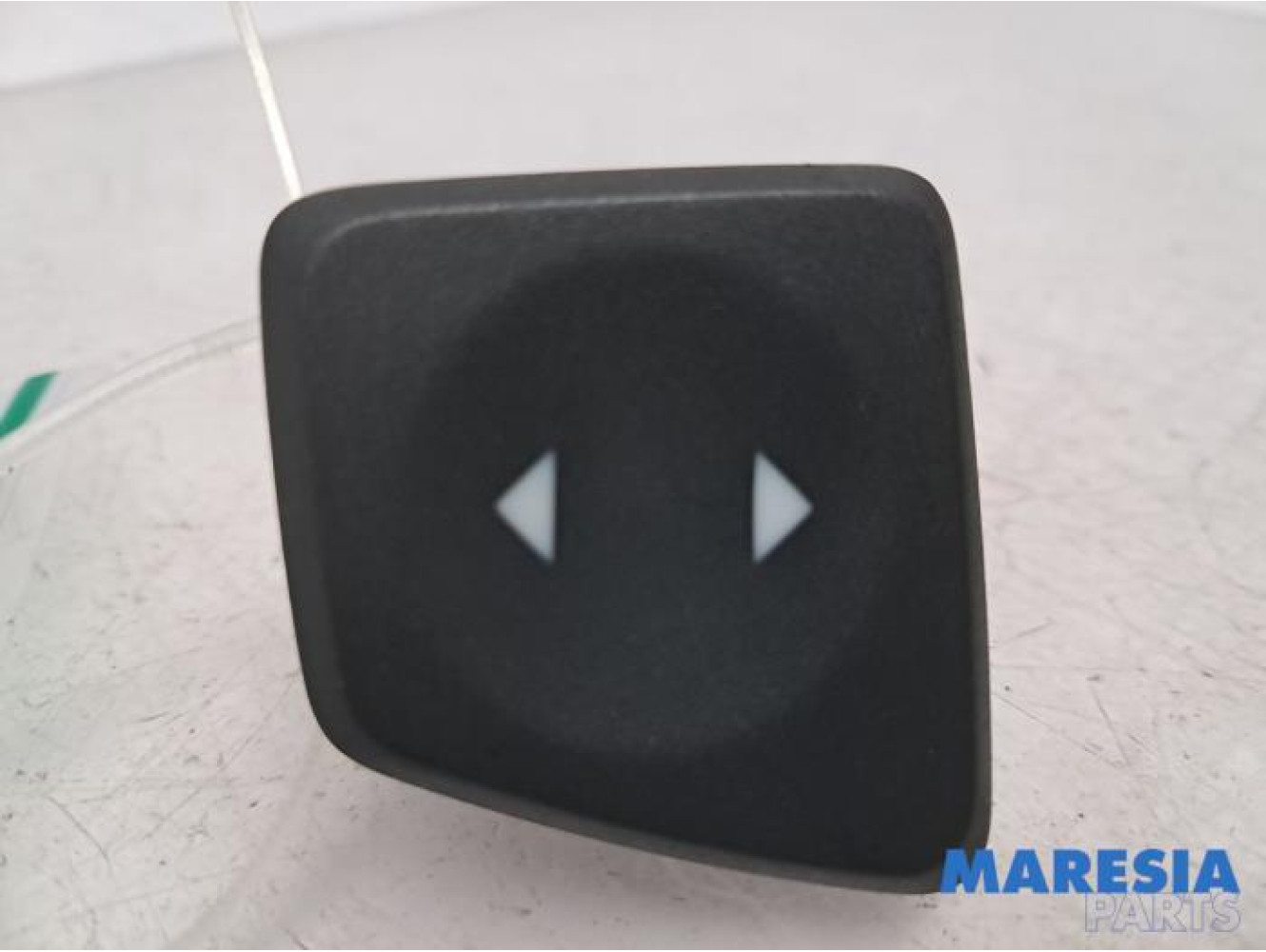 Fiat - 500 - Electric window switch