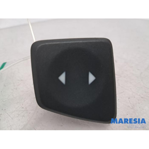 Fiat - 500 - Electric window switch