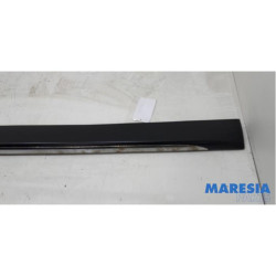 Peugeot - 3008 - Door sill left