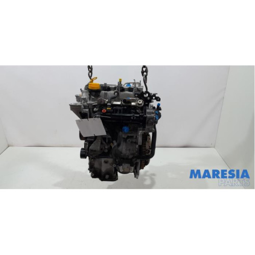 Renault - Clio - Engine