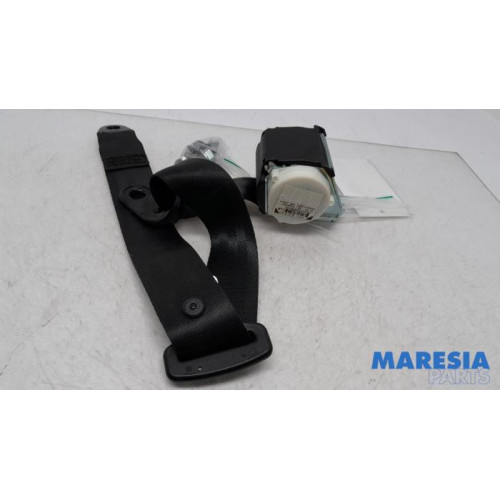 Fiat - 500 - Rear seatbelt, left