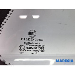 Fiat - 500 - Dreieckfenster links hinten