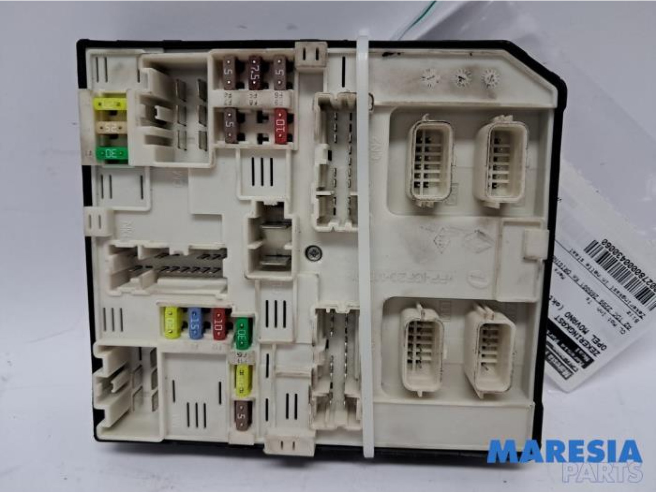 Opel - Movano - Fuse box
