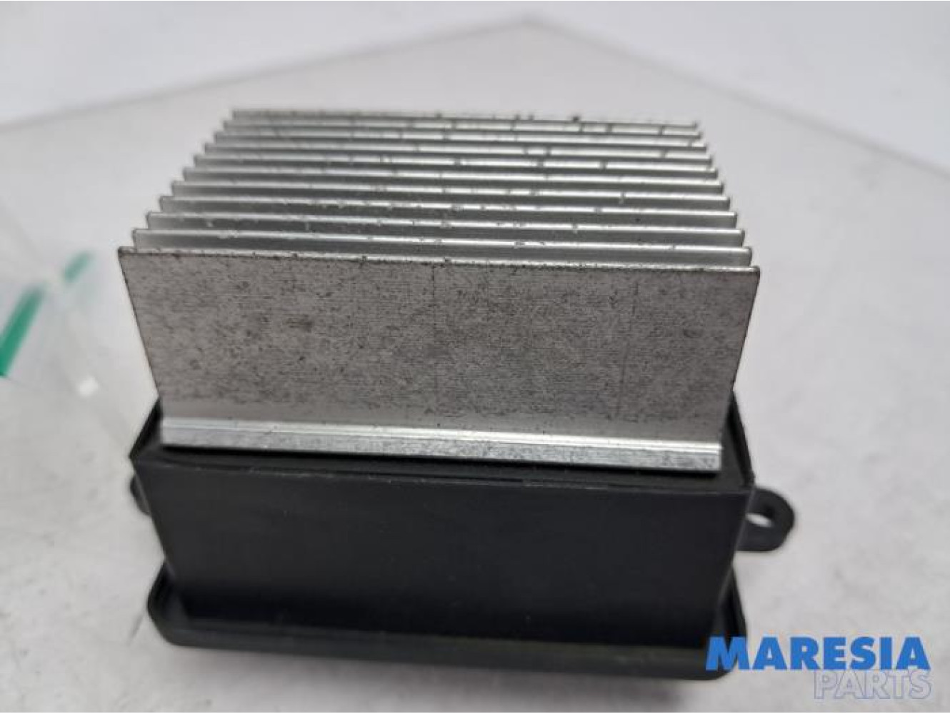 Opel - Movano - Heater resistor