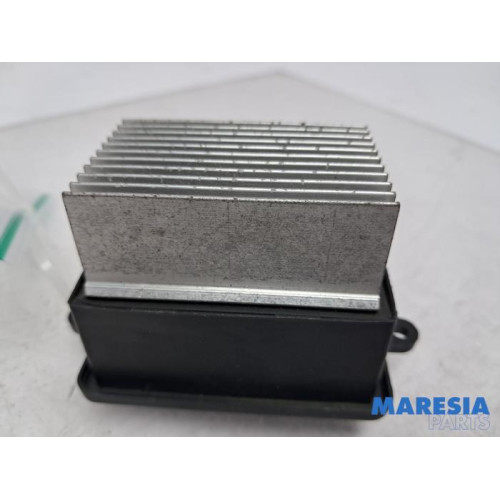 Opel - Movano - Heater resistor