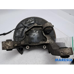 Alfa Romeo - 159 - Fusee links-achter