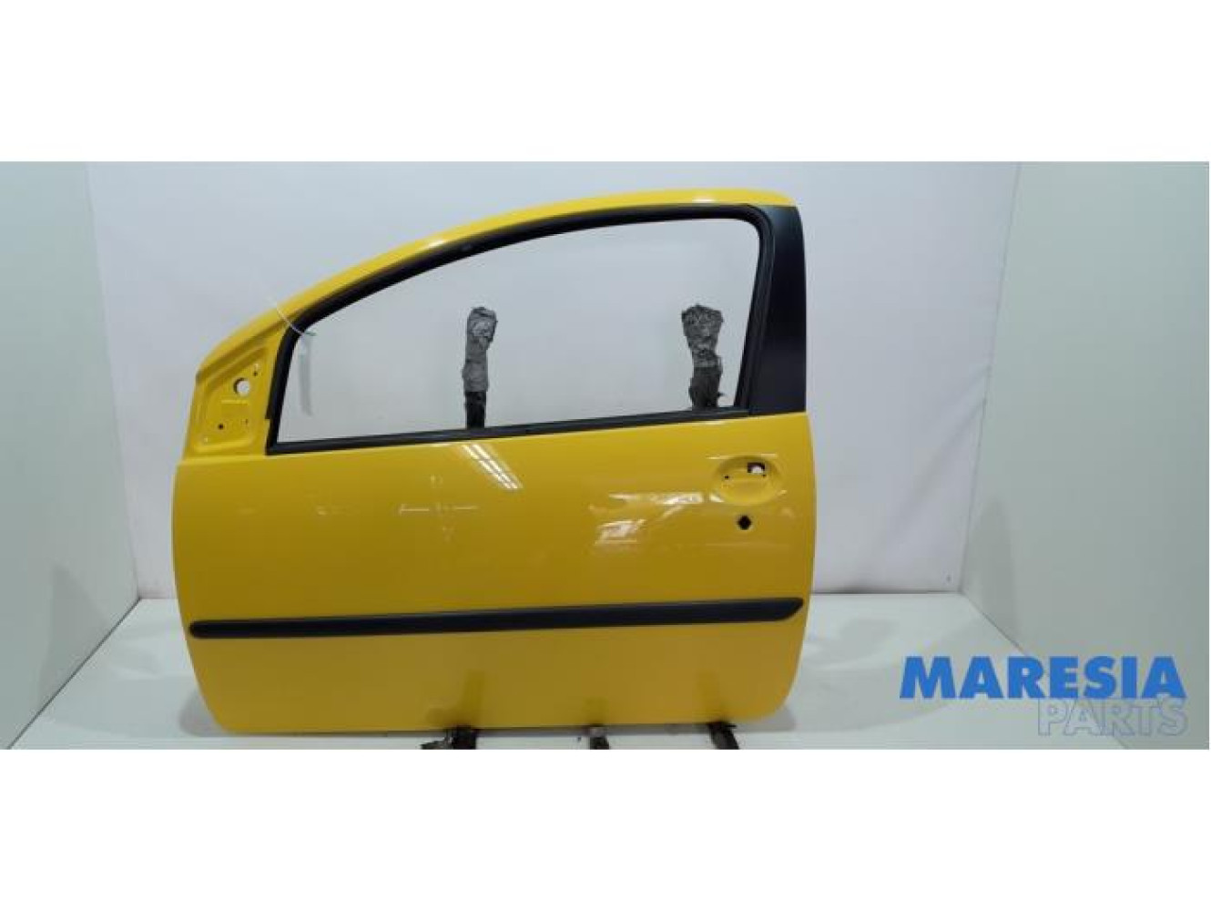 Peugeot - 107 - Tür 2-türig links