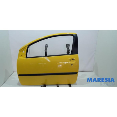 Peugeot - 107 - Tür 2-türig links