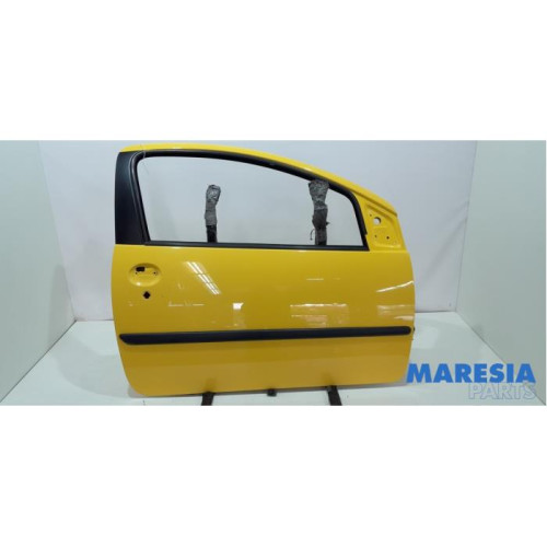 Peugeot - 107 - Tür 2-türig rechts