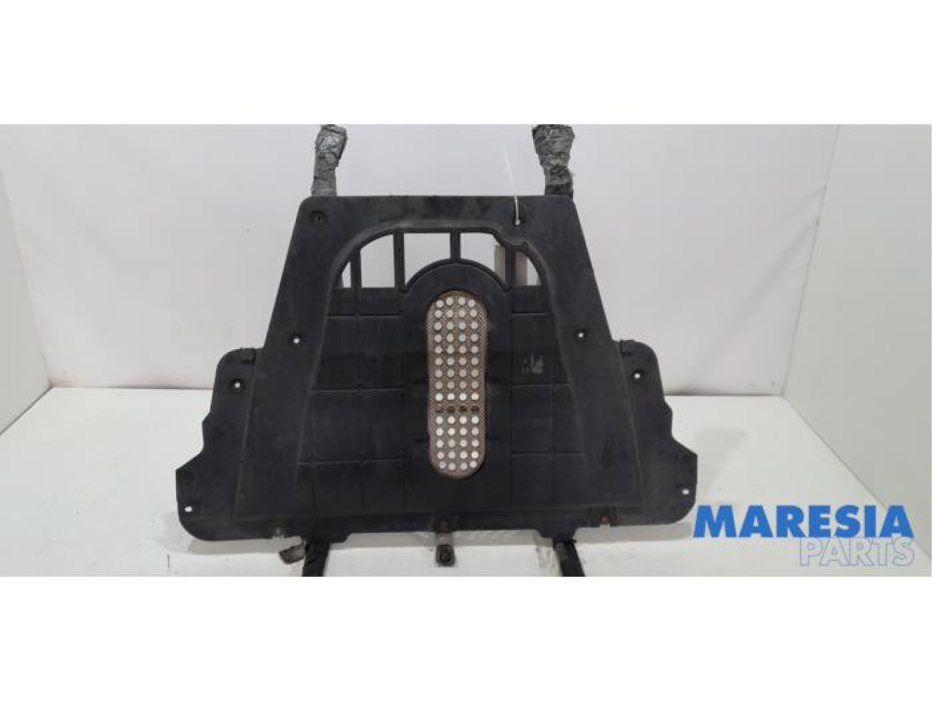 Alfa Romeo - Giulietta - Motor Beschermplaat