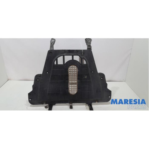 Alfa Romeo - Giulietta - Motor Beschermplaat