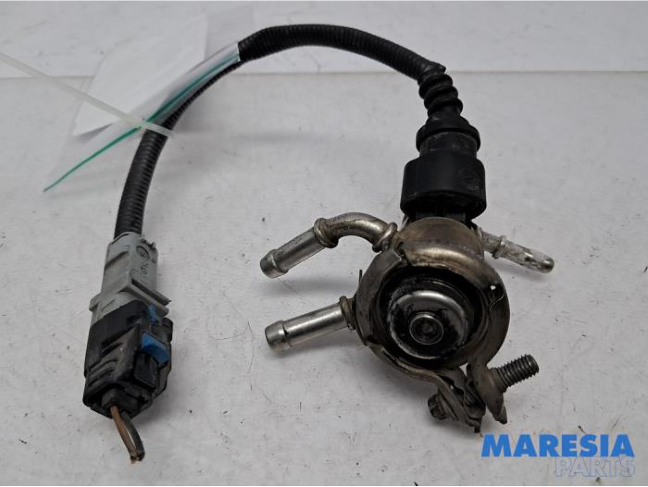 Opel - Movano - Injecteur Adblue