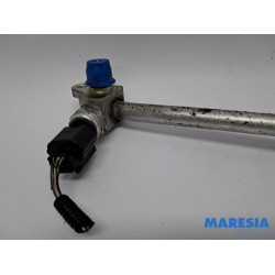 Renault - Trafic - Air conditioning line