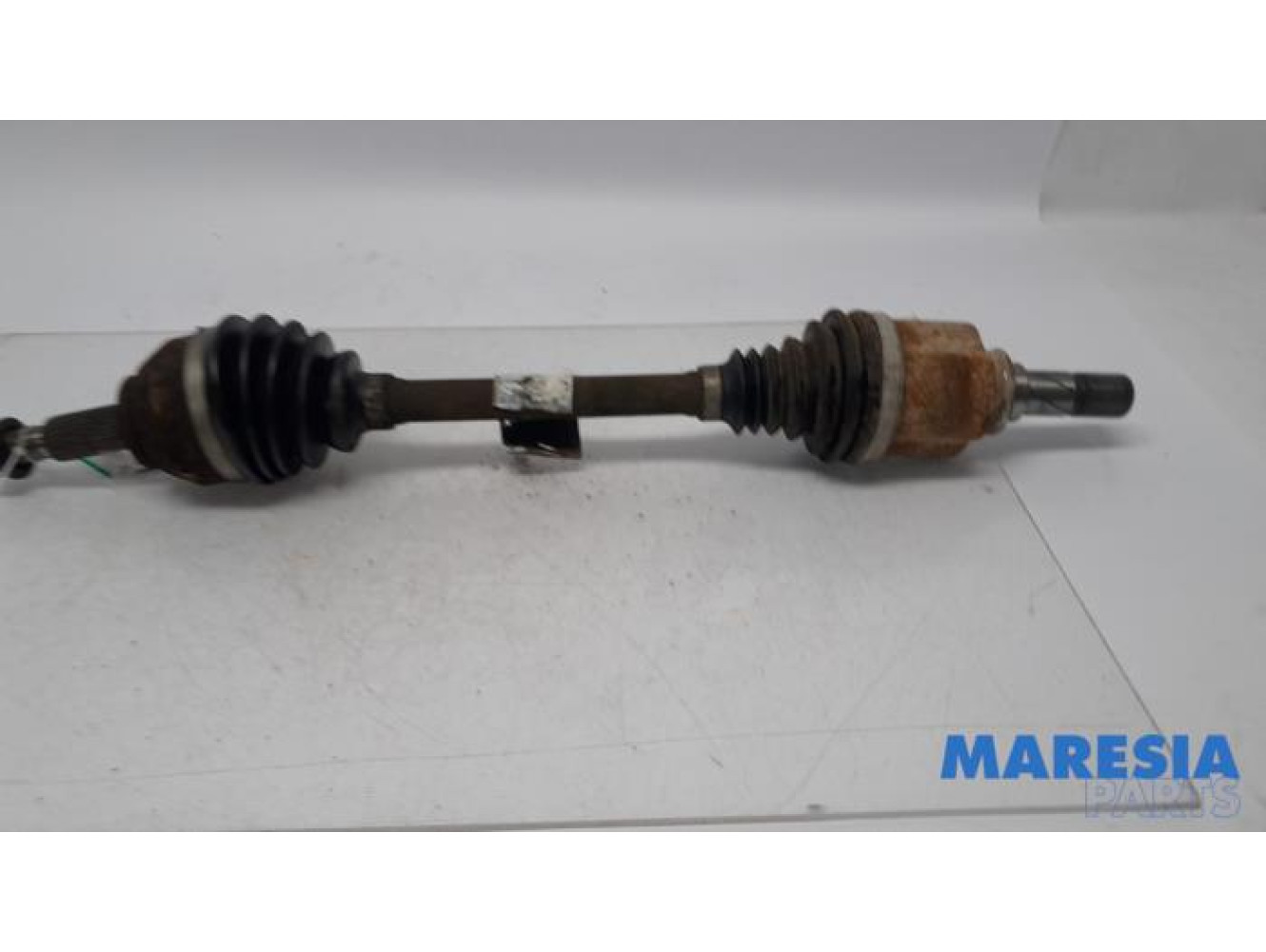 Renault - Trafic - Front drive shaft, left