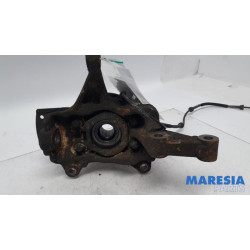 Renault - Trafic - Fusee links-voor