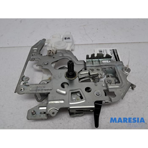 Opel - Movano - Sliding door lock mechanism, right