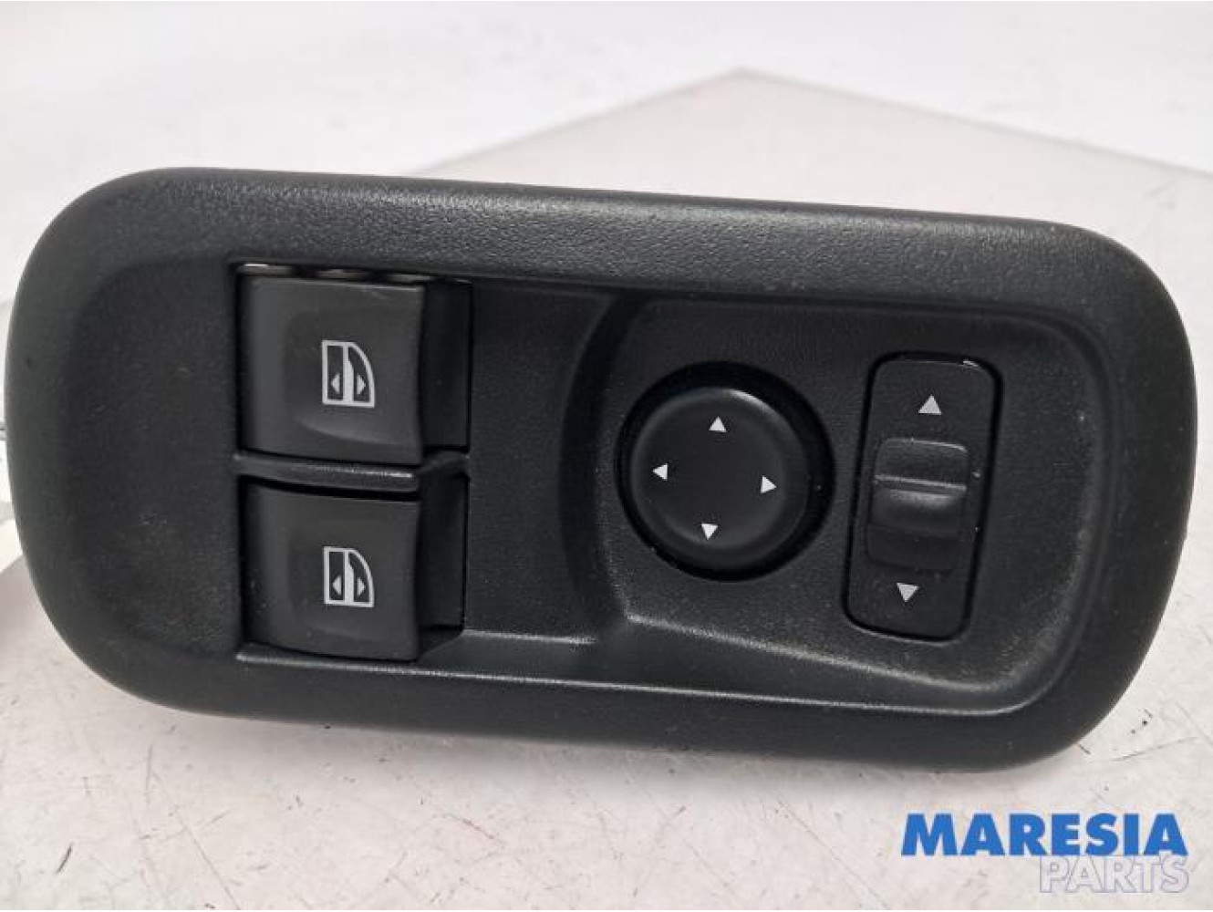 Opel - Movano - Multi-functional window switch
